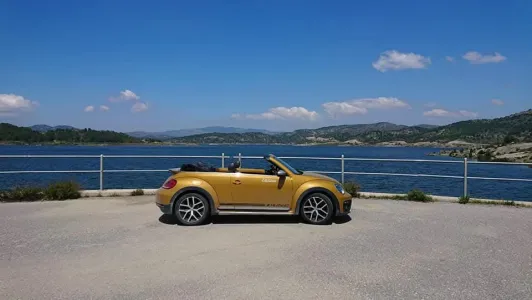 Noleggiate l'auto e andate in giro ????