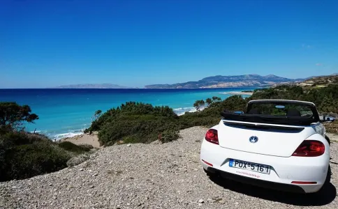 Noleggiate l'auto e andate in giro ????